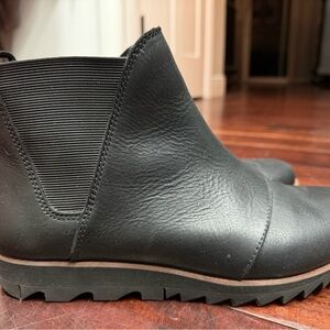Sorel Black Leather Boots